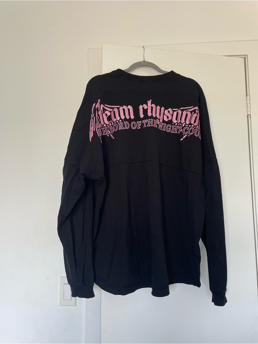 Blissfully Bookish ACOTAR “team rhysand” Spirit Jersey